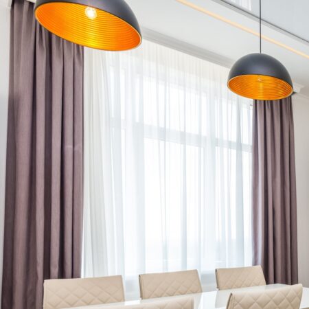 Dienas aizkari kaprons piena krāsa