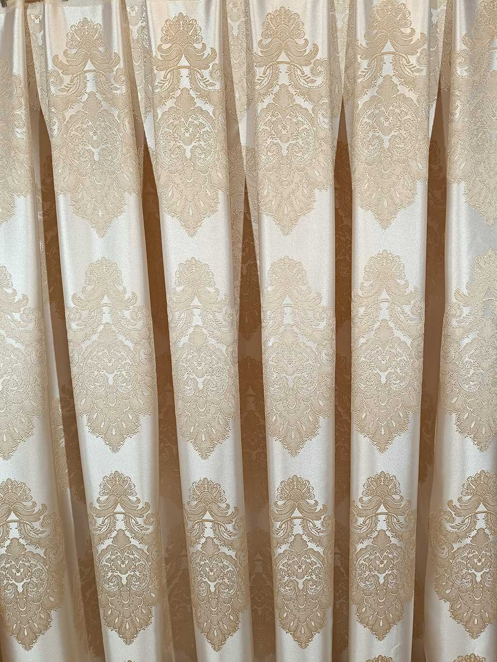 Nakts aizkari tafta