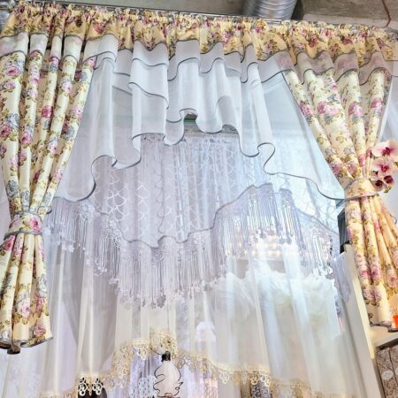 Aizkaru komplekts ar rožu rakstu